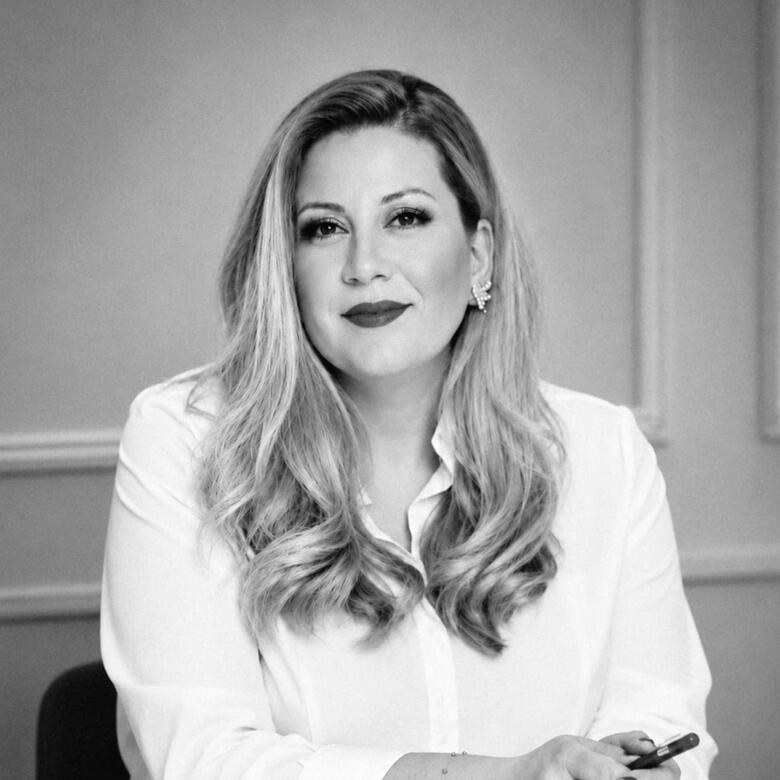Portrait of Nadine Boutros, Founder & Managing Director