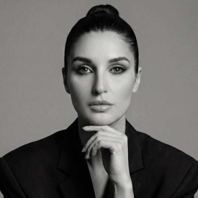 Portrait de Luiza Akhmadullina, Associée Recruitement Exécutif